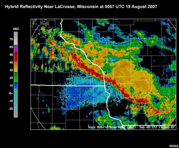 Hybrid Reflectivity near LaCrosse, WS 0057 UTC 19 Aug 2007